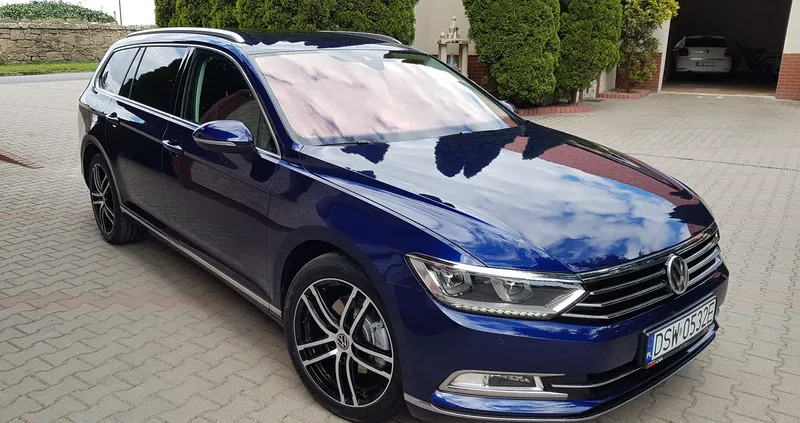 dolnośląskie Volkswagen Passat cena 79900 przebieg: 148000, rok produkcji 2018 z Strzegom